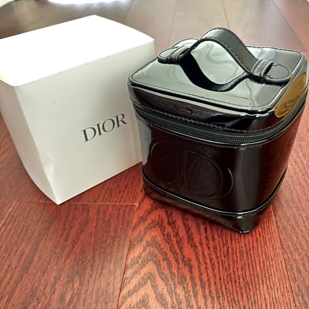 New limited Dior cosmetic case